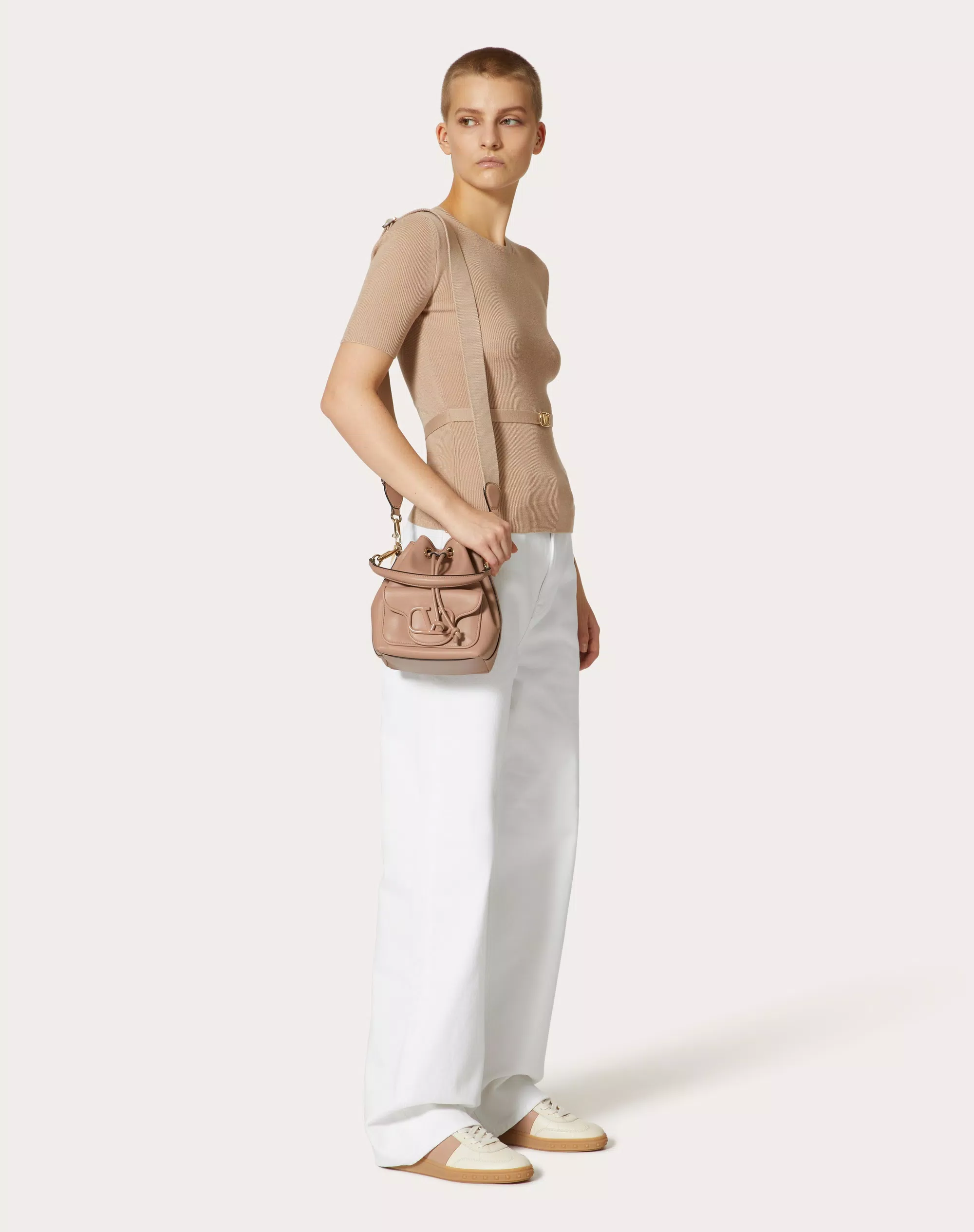 LOCÒ CALFSKIN BUCKET BAG